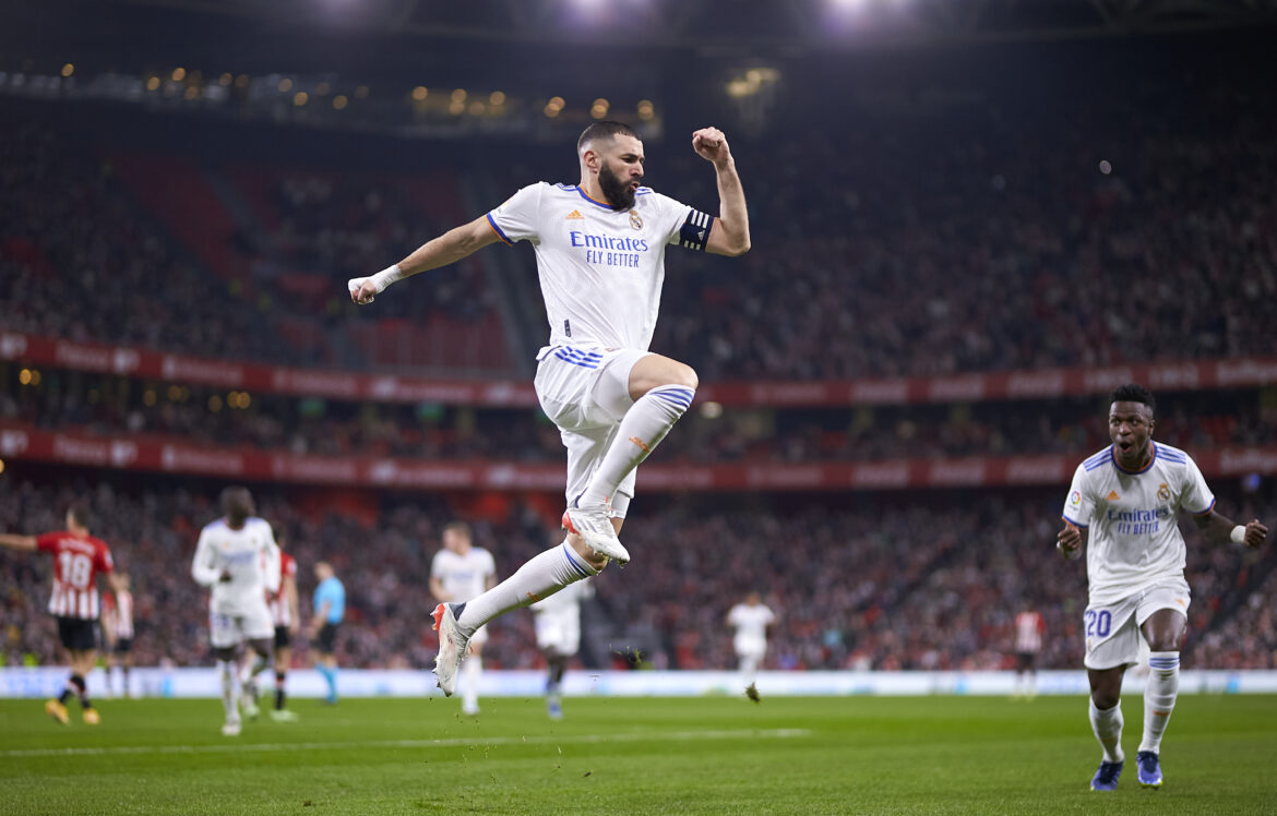 Biografia de Karim Benzema — Conheça a trajetória e vida pessoal de Karim Benzema, desde seus primeiros passos no futebol até suas conquistas no Real Madrid e na seleção francesa. Discutiremos também sua ascendência argelina e sua transferência para o Al-Ittihad.