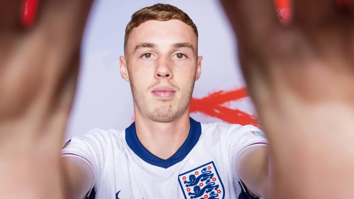 Biografia de Cole Palmer: carreira e conquistas — Saiba mais sobre a trajetória do talentoso Cole Palmer, destacando sua carreira em clubes como Chelsea e conquistas importantes na Europa.