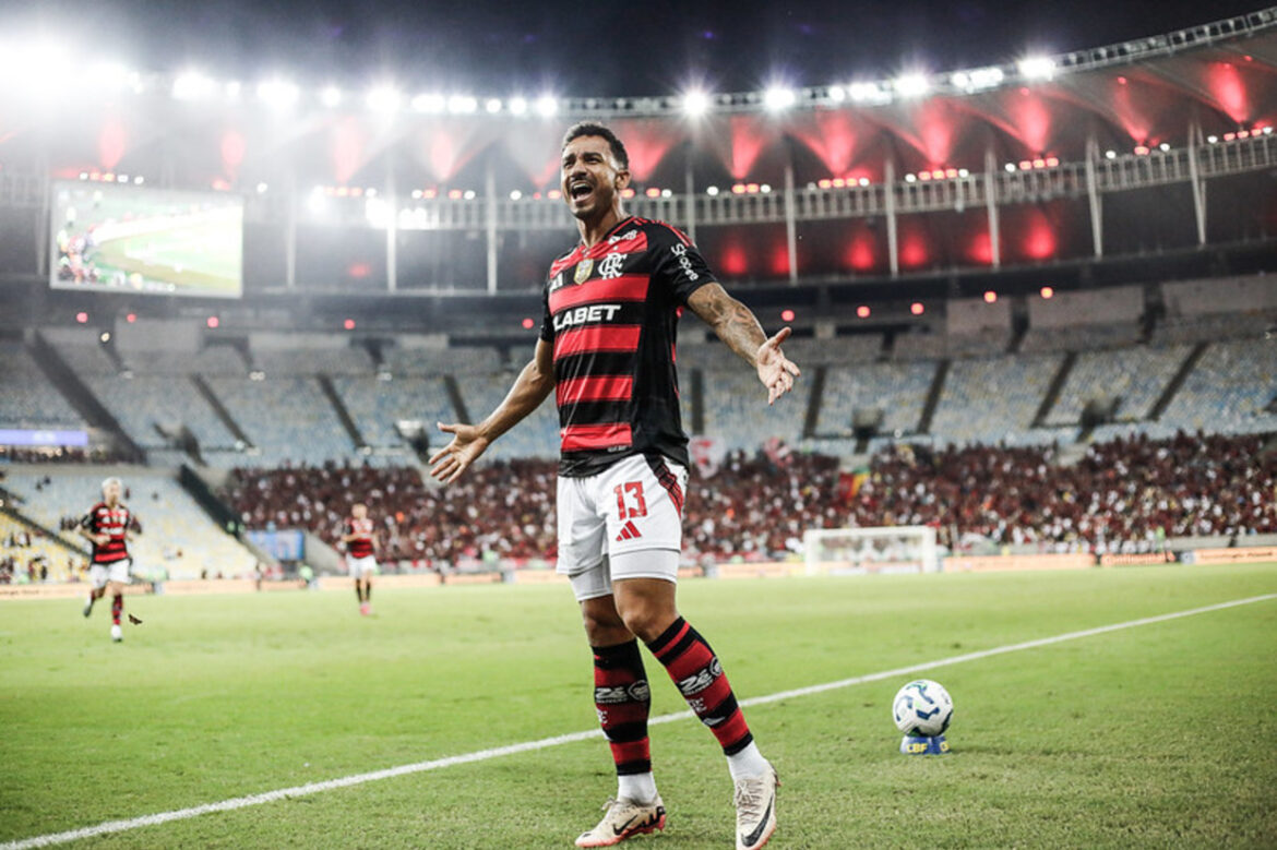 Flamengo supera Botafogo em jogo eletrizante e avança na Copa do Brasil — Flamengo vence Botafogo por 4 a 2 no Maracanã, avança às oitavas da Copa do Brasil e garante show de gols na torcida.