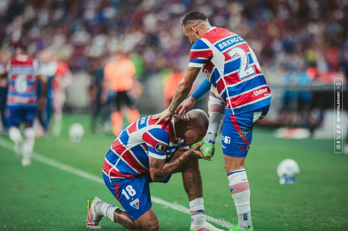 Fortaleza atropela o Colo-Colo na Libertadores — Fortaleza goleia o Colo-Colo por 4 a 0 e assume a vice-liderança do Grupo E da Libertadores com atuação impecável.