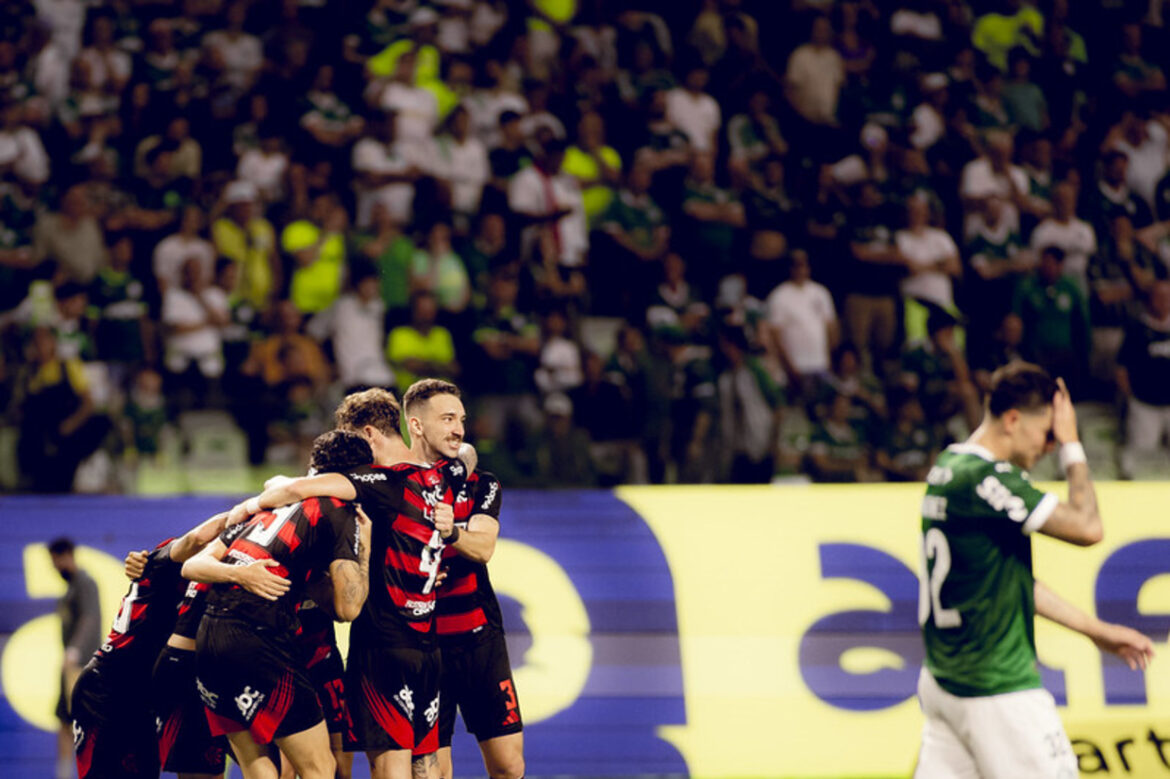 Palmeiras chega a 15 jogos sem vitória contra o Flamengo no Brasileirão — Palmeiras completa 15 jogos sem vencer o Flamengo no Brasileirão, ampliando um tabu que dura desde 2017.