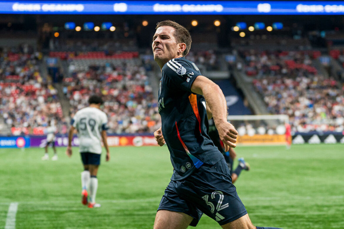 Destaques alternativos na MLS durante o Mundial — Milan Iloski brilha com 4 gols em 12 minutos, enquanto Evander e Sam Surridge ganham os holofotes na MLS.