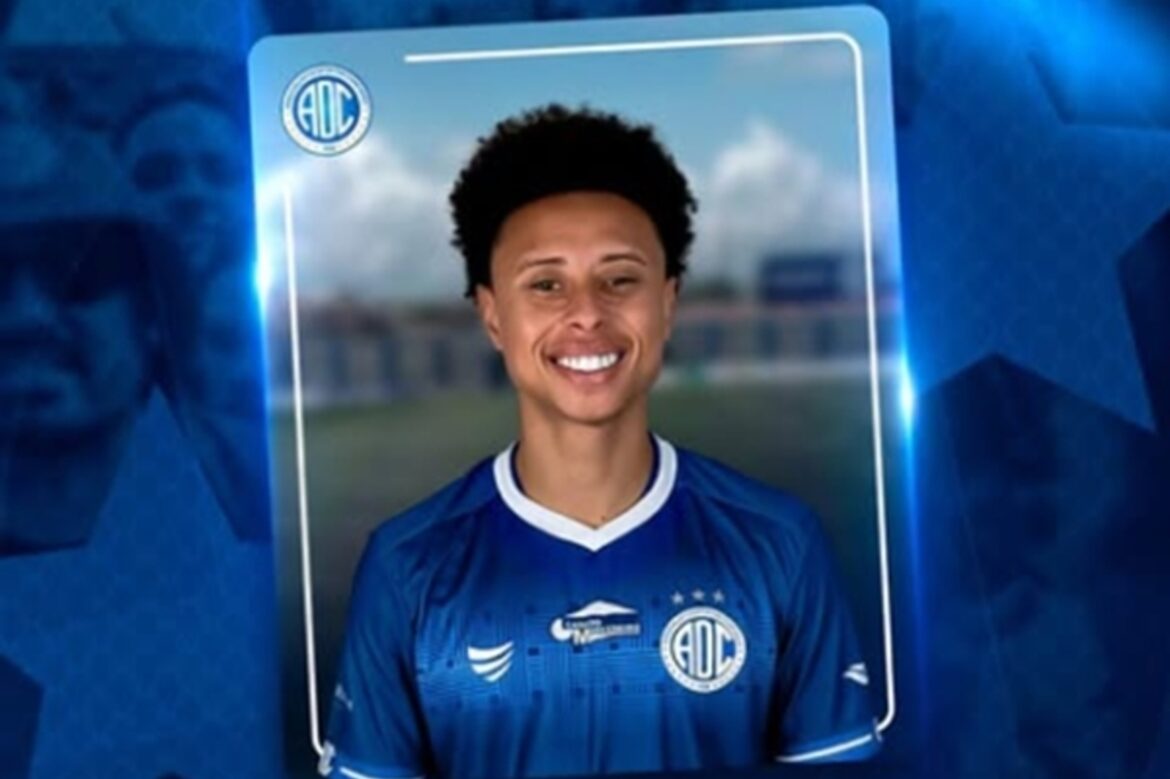 Meia ex-Goiás retorna do Irã para reforçar o Confiança — Matheusinho, ex-Goiás, reforça o Confiança na Série C. Após atuar no Irã, o meia busca destaque no futebol brasileiro.