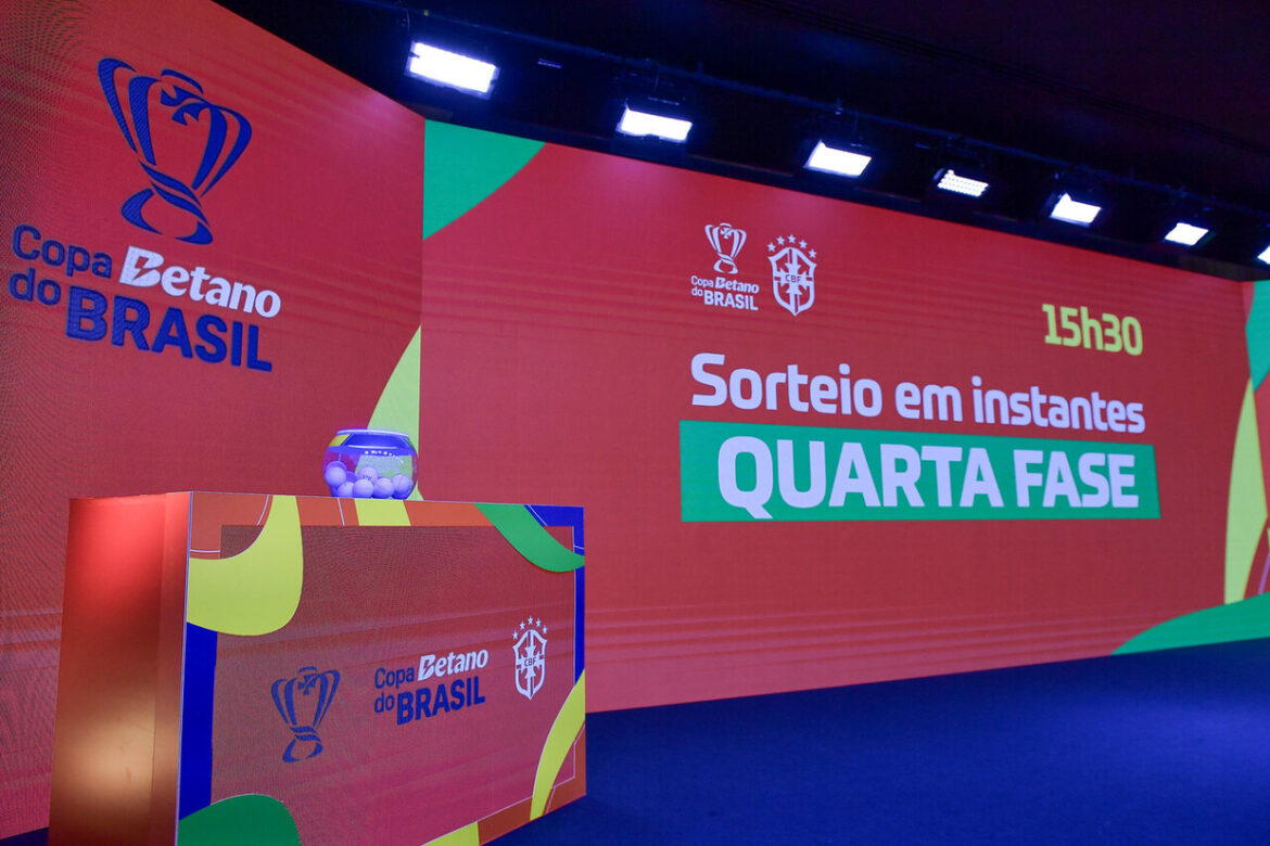 Palmeiras e Corinthians lideram confrontos da Copa do Brasil — Confira os confrontos das oitavas da Copa do Brasil, com clássicos como Palmeiras x Corinthians e Flamengo x Atlético.