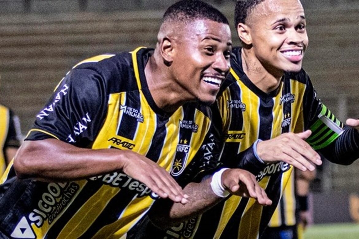 Volta Redonda vence América Mineiro no último minuto — Volta Redonda vence América Mineiro com gol no último minuto, garante pontos e respira fora da zona de rebaixamento na Série B.