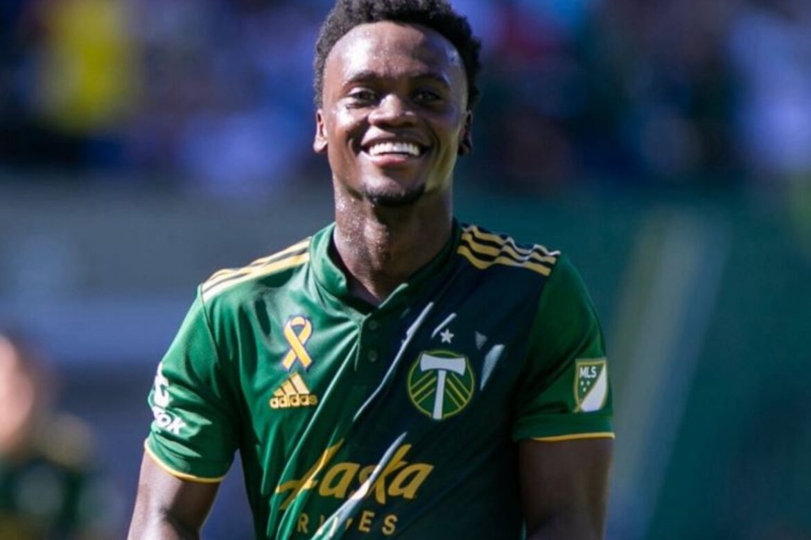 Fluminense mira colombiano da MLS para reforçar ataque — Fluminense busca Santiago Moreno, destaque do Portland Timbers na MLS, como possível substituto de Jhon Arias.