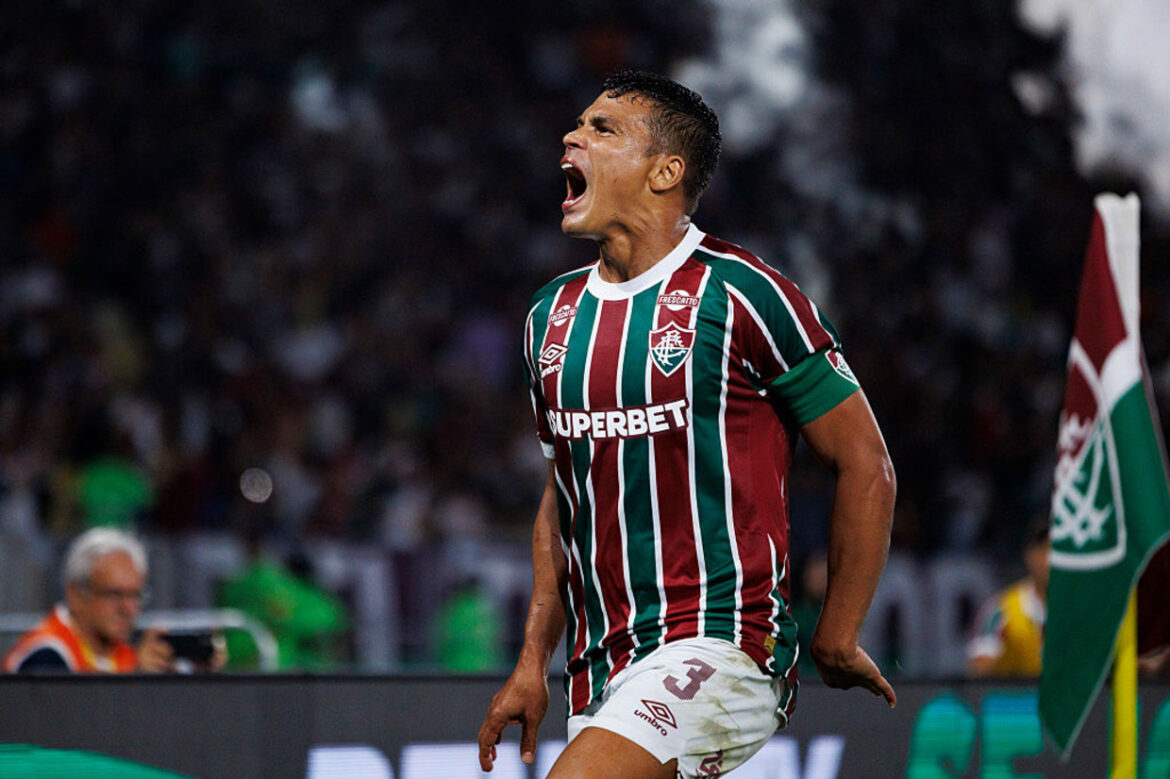 thiago-silva-faz-historia-na-copa-do-brasil Thiago Silva faz história na Copa do Brasil — Thiago Silva se torna o zagueiro mais velho a marcar na Copa do Brasil e mantém foco em títulos pelo Fluminense.